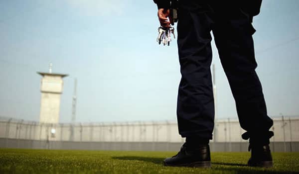 Requisitos para ser funcionario de prisiones en España